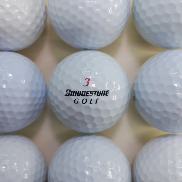 Golfball von Bridgestone
